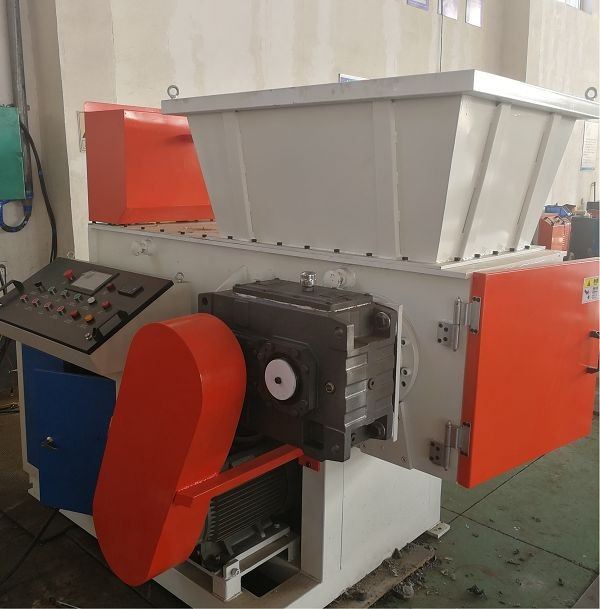 Breaker For PLASTIC PRODUCTS
