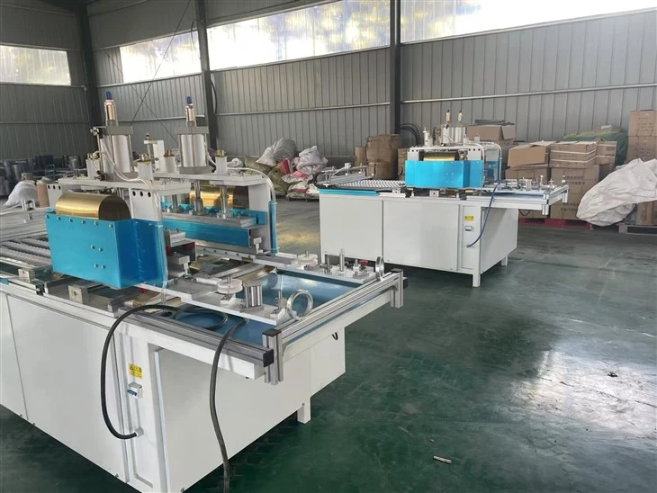Magnetic PVC Curtain Extrusion Machine For Doorways